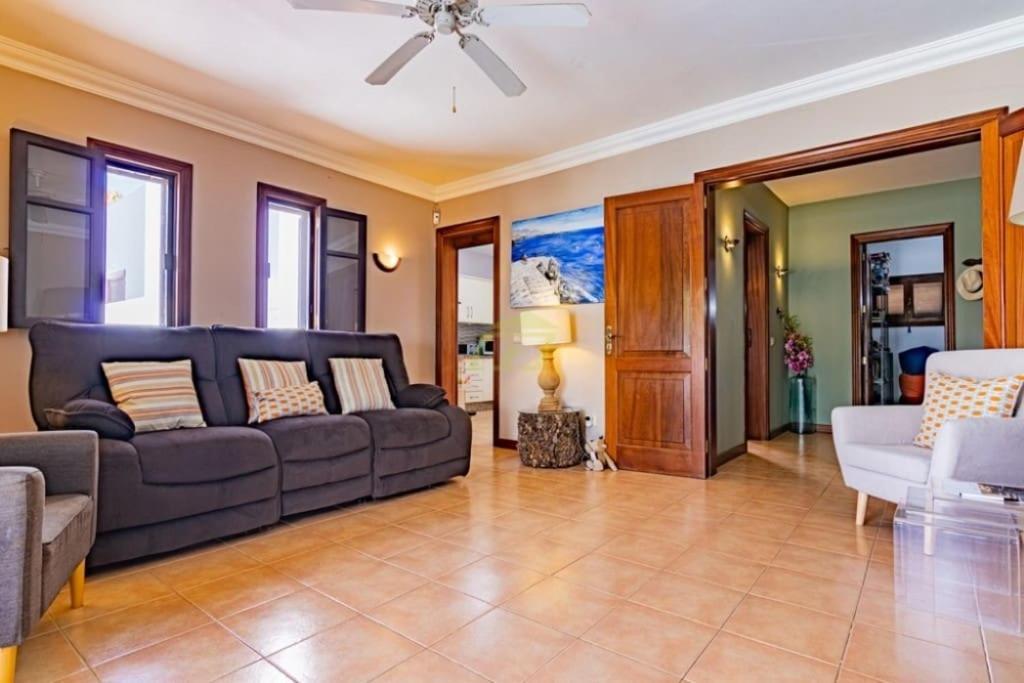 Mountain View Villa Playa Blanca  Buitenkant foto